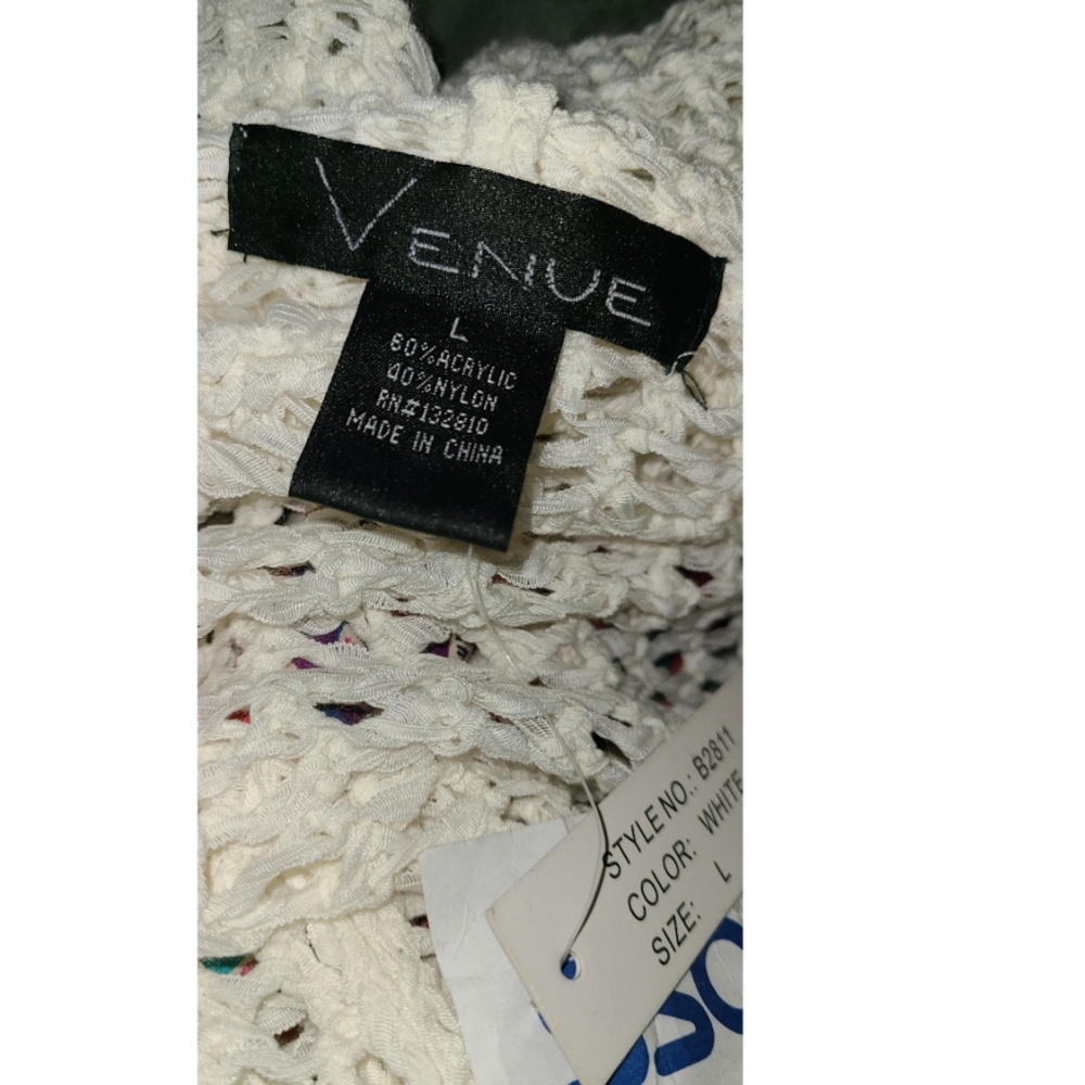 VENUE OFF WHITE CROCHET CARDIGAN NWT - Picture 4 of 5